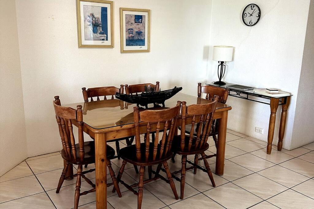 2 Bedroom Ocean View - Alexandria Apartments -Alexandra Headland Маручидор Экстерьер фото